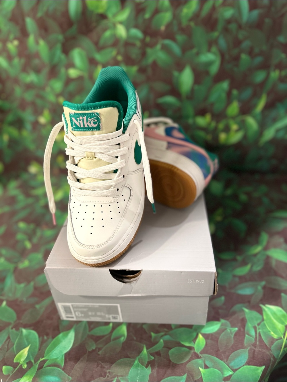 Nike AIR FORCE 1 LV8 3 (GS) Big Kids